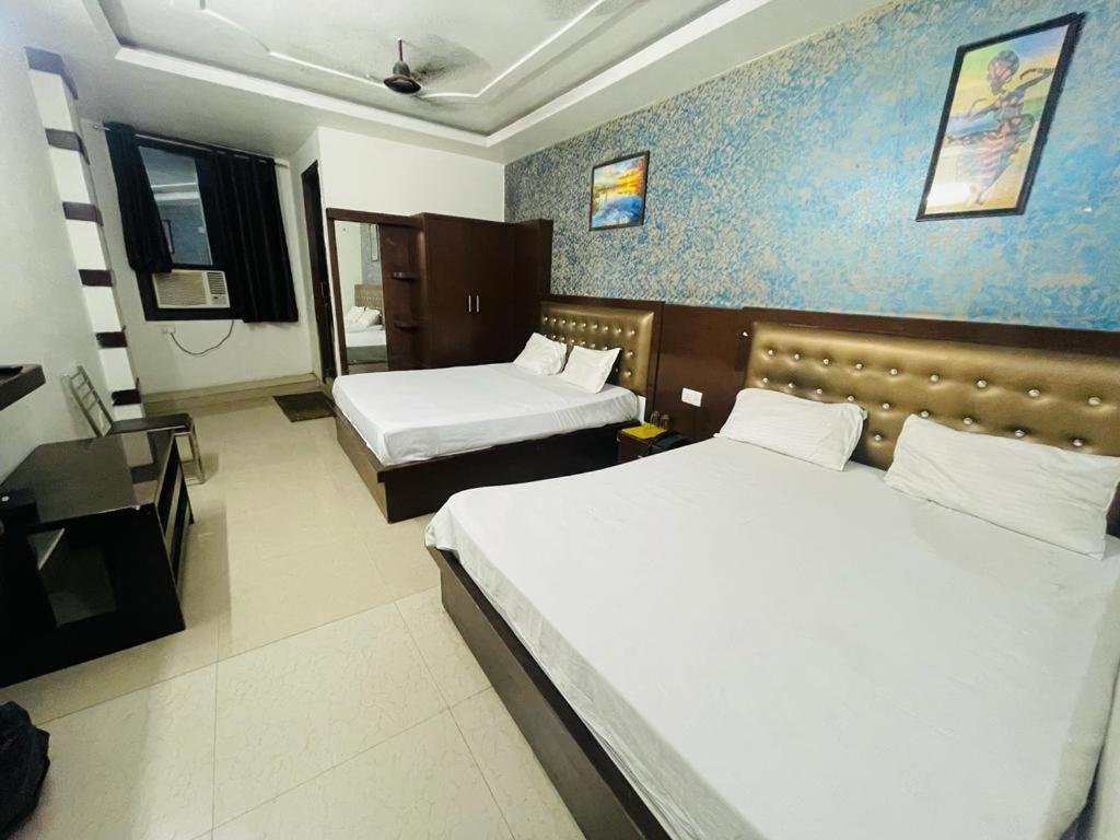 אגרה Premium Boston Rooms Family Hotel מראה חיצוני תמונה