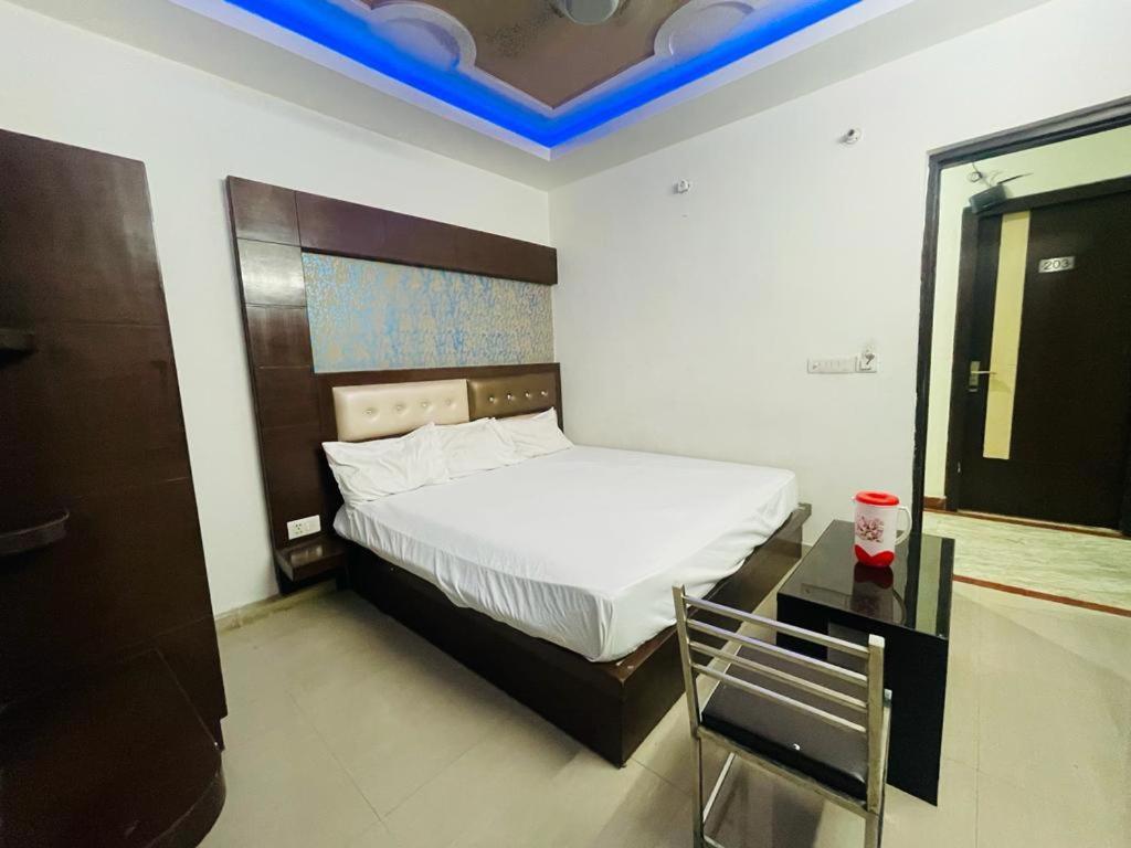 אגרה Premium Boston Rooms Family Hotel מראה חיצוני תמונה